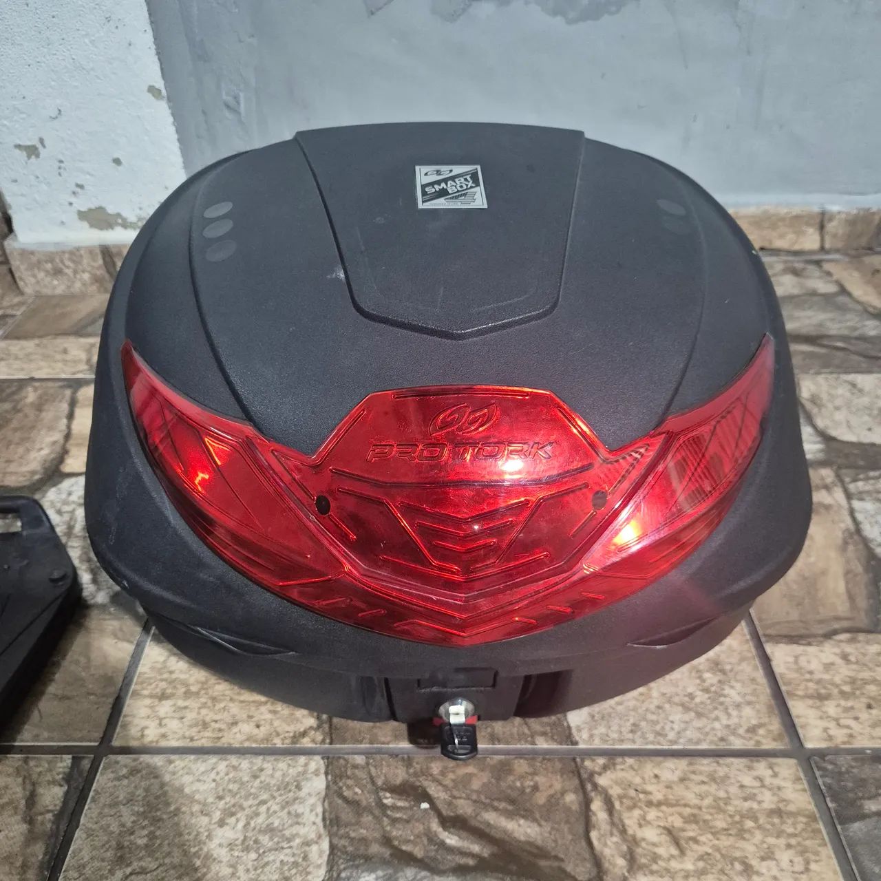 Bauleto 35 litros universal.