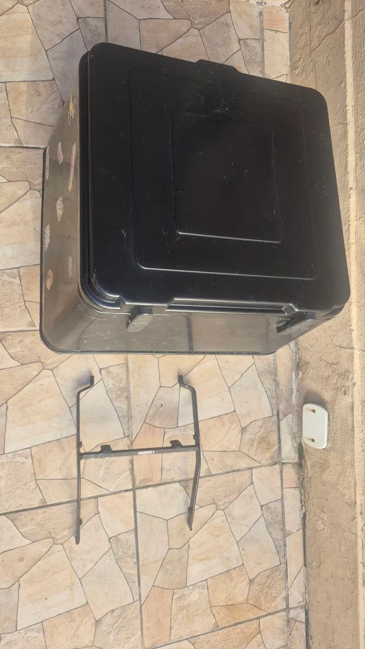 Baú 90l + suporte para pop 110i . - Foto 4