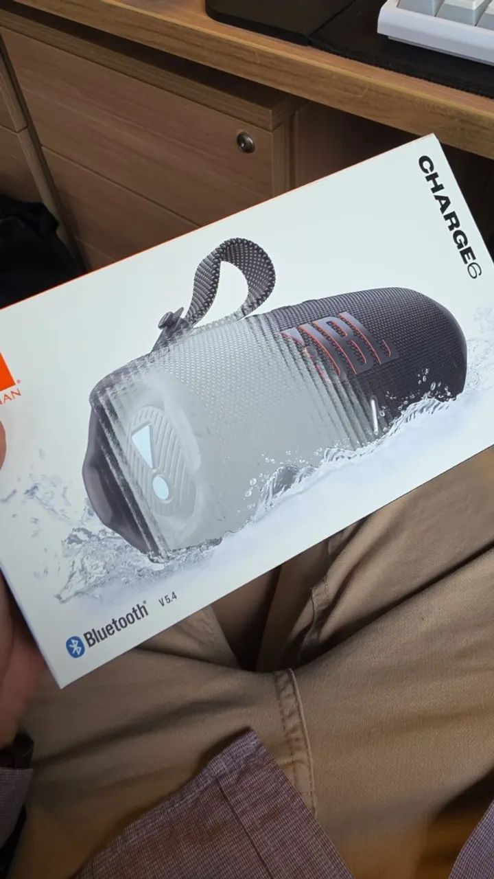 JBL Charge 6 Preta - Nova, Lacrada, Nunca Usada - Foto 3