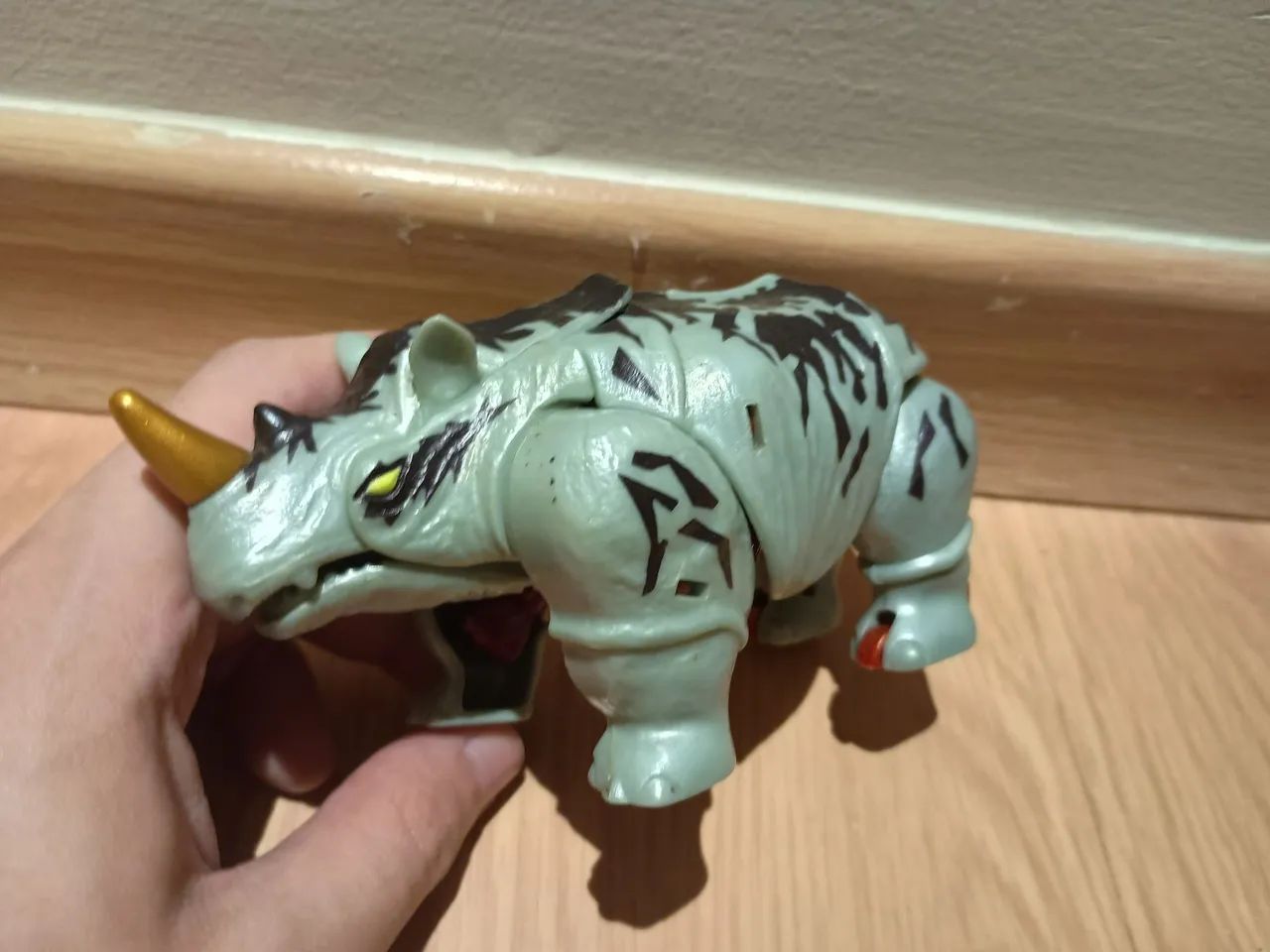 Boneco rhinox Transformers beast wars hasbro  - Foto 4