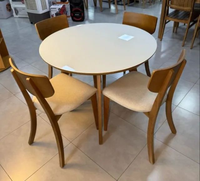 Mesa de Jantar Iraci com 4 Cadeiras Adele 100x100cm -NOVO DE FÁBRICA! - Foto 2