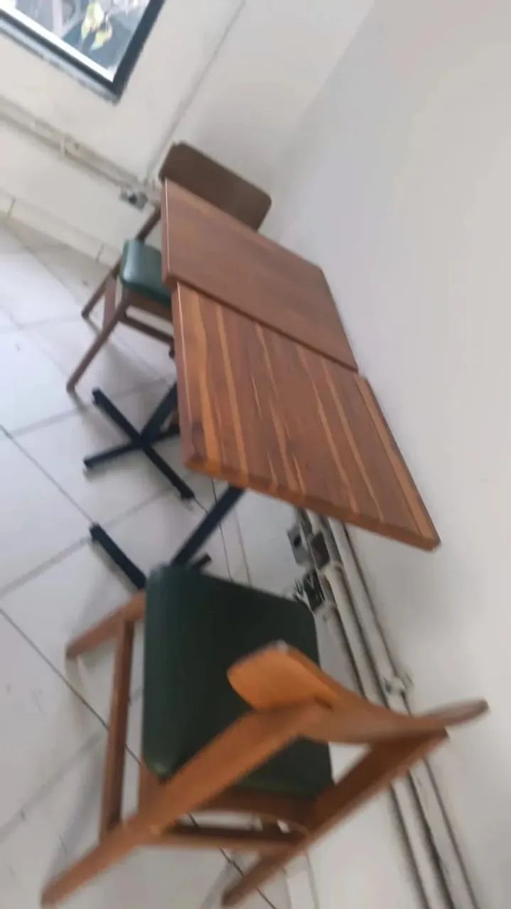 Jogo de mesa com duas cadeiras cada  - Foto 3