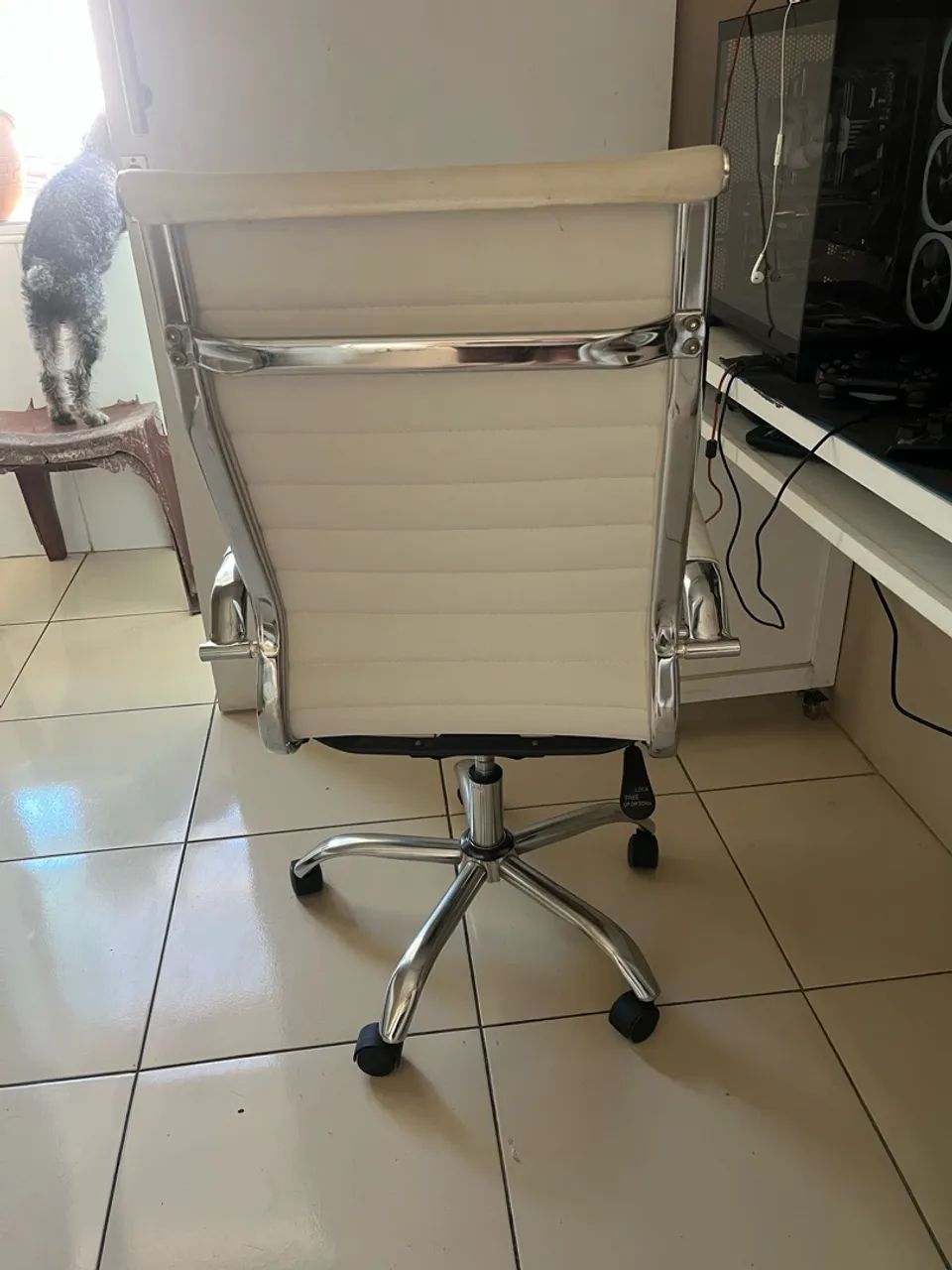 Vendo cadeira executiva  - Foto 4