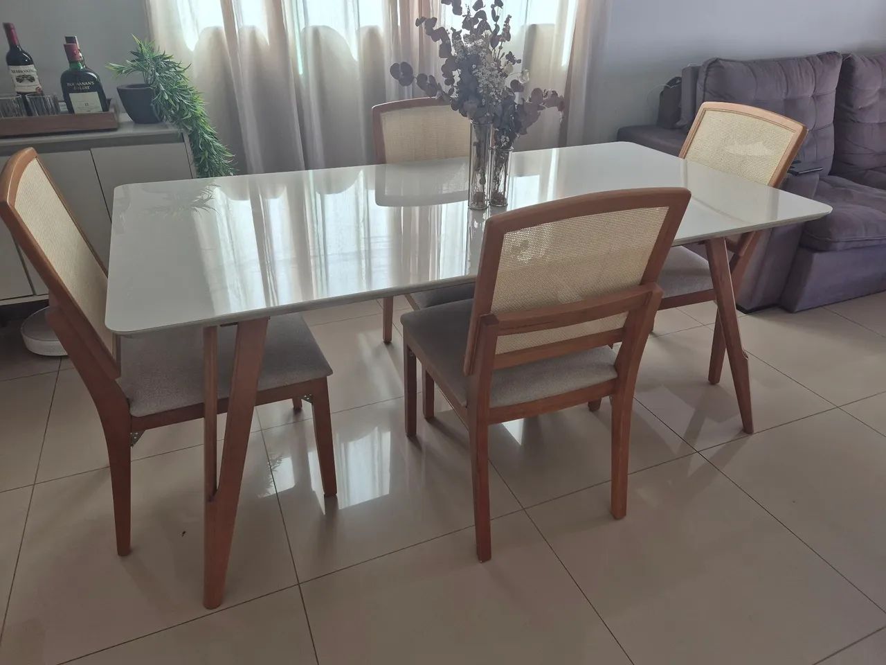 Mesa para 6 cadeiras