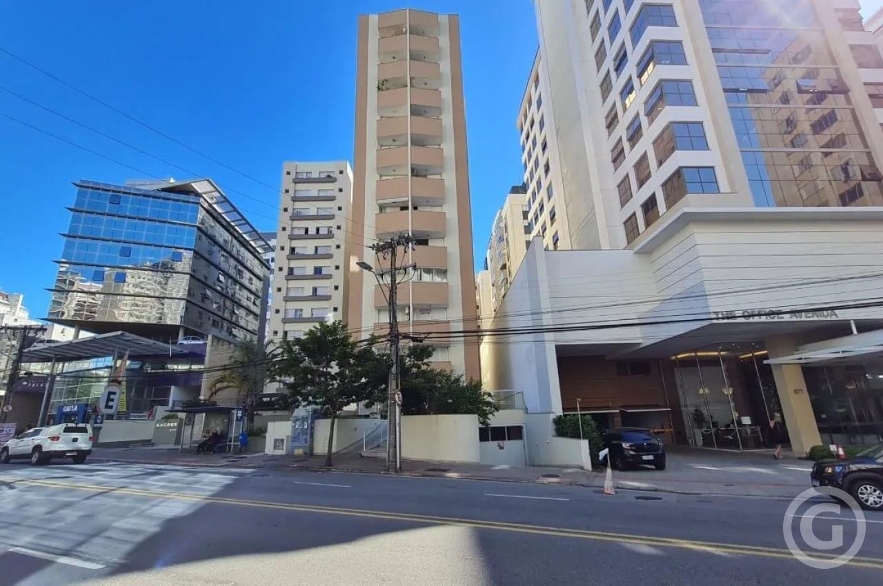Apartamento de um dormitório no Centro de Florianópolis