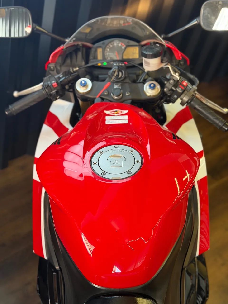 CBR 600 RR - Foto 2