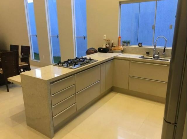Samuel Pereira oferece: Casa 3 Suites Nova Moderna Pé Direito Duplo Piscina Churrasqueira - Foto 7