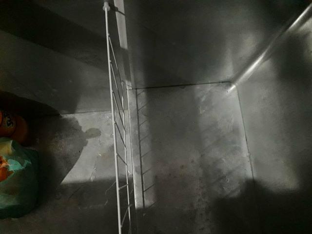 Freezer semi novo só 1.100