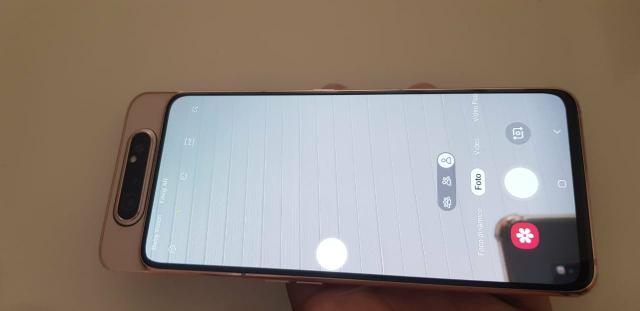 Samsung A80. aceito cartão , só venda , não baixo mais - Foto 4