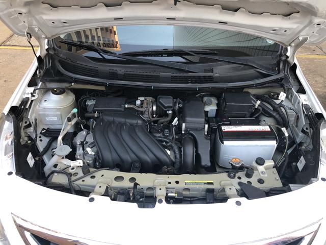 Nissan versa 1.6 SL. 2016 - Foto 13