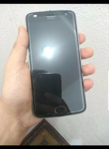 Venda ou troca com volta, celular mesmo nível - Foto 2