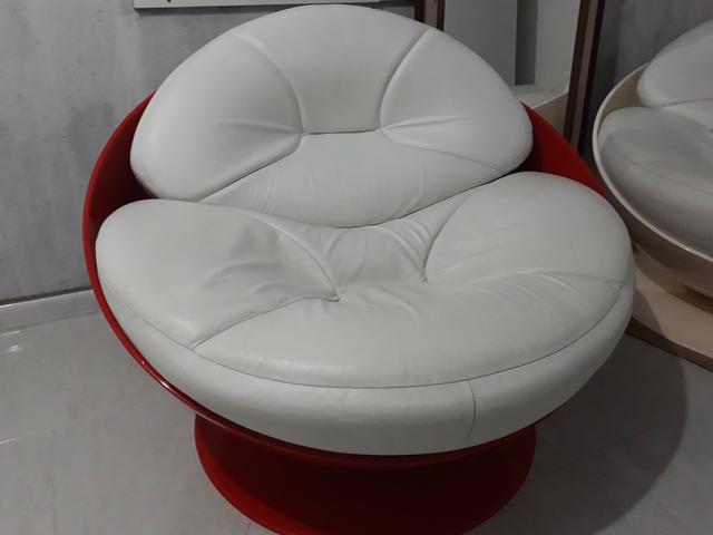 Vendo poltrona em couro - Foto 2