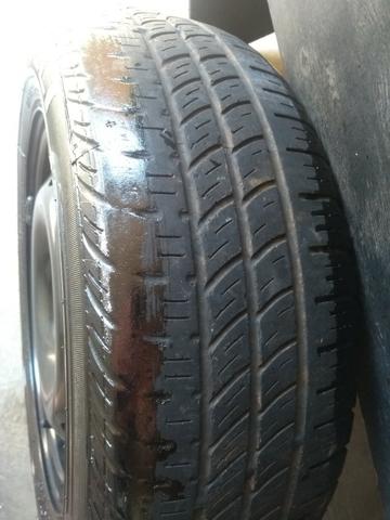 Vendo Estepe aro 14 (Roda + 3 Pneus) - Foto 2