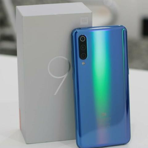 Xiaomi Mi 9 128 GB 6 RAM preto e azul. - Foto 3