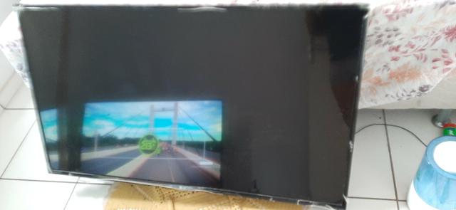 Vendo TV Lg tela quebrada - Foto 2
