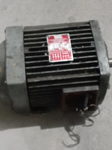 Motor elétrico WEG - Foto 2