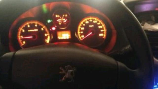 Peugeot 207 passion prata - Foto 5