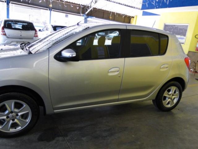 Renault sandero 2015 1.6 dynamique 8v flex 4p manual - Foto 5