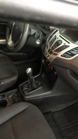 New Fiesta 1.6 Preto - Foto 2