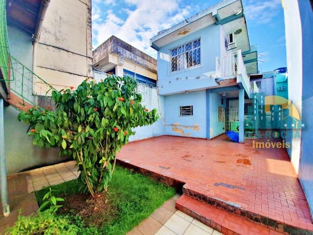 Casa com 4 quartos amplos e uma linda piscina - Duplex com 260m² - 3 vagas - Foto 17