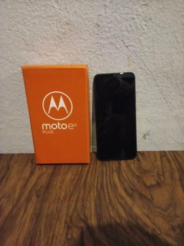 Moto E6 plus