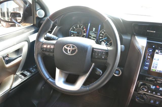 Hilux SW4 SRX 2.8 4X4 TB Diesel AUT - Foto 6