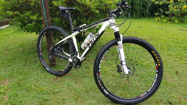 Bicicleta caloi elite carbon Original XT 12x Sem Juros