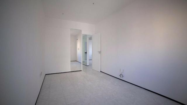 Vende-se Apartamento no Bairro Cocó Próximo Center Box - Foto 15