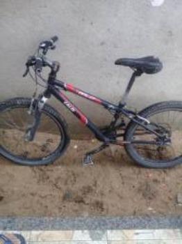 Bicicleta caloi aro 20 de alumínio 21 marcha usada