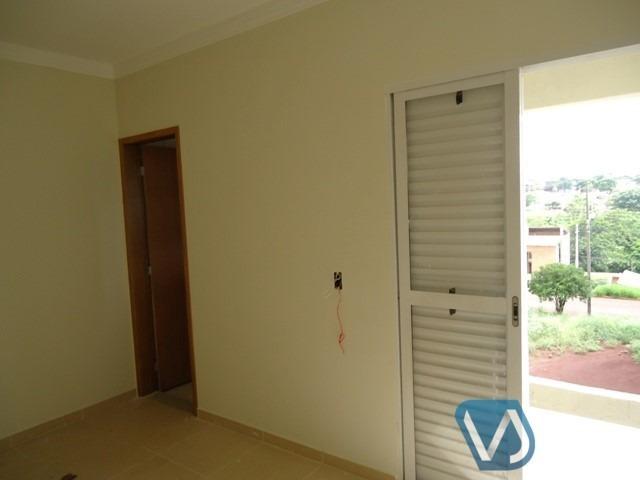 Casa assobradada no Jd. Monte Sinai para locação, 3 quartos, 140 m² - Londrina/PR - Foto 12