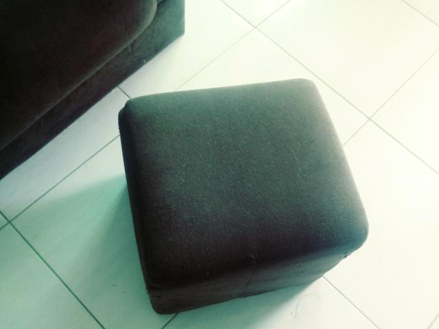 Sofa e puff para doação - Foto 2