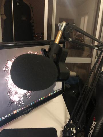 Suporte de mesa com microfone para youtubers - Foto 2