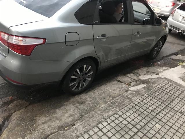Gran Siena 1.4 atractive 2016 (barato ) - Foto 3