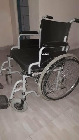 Vendo Uma Cadeira de Rodas - Foto 2