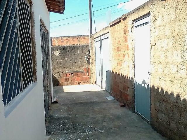 Vende-se esta casa