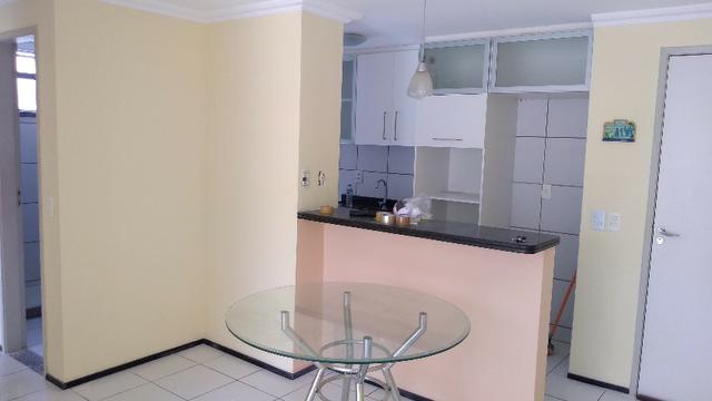 Apartamento no condomínio Potiguara