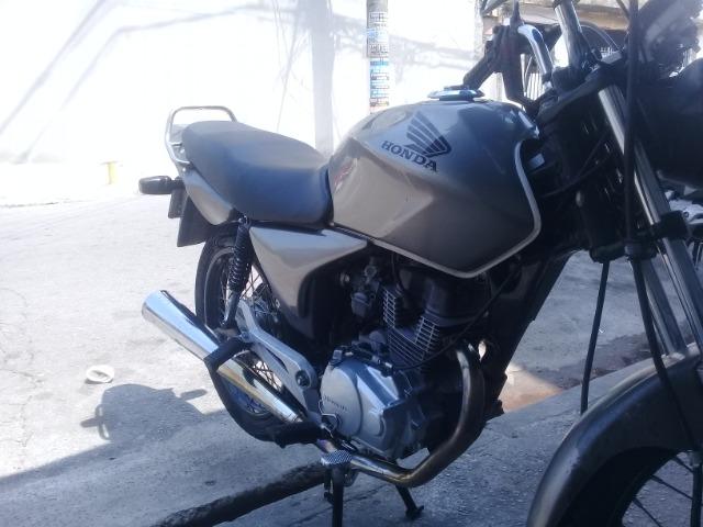 Titan 150 - Foto 3