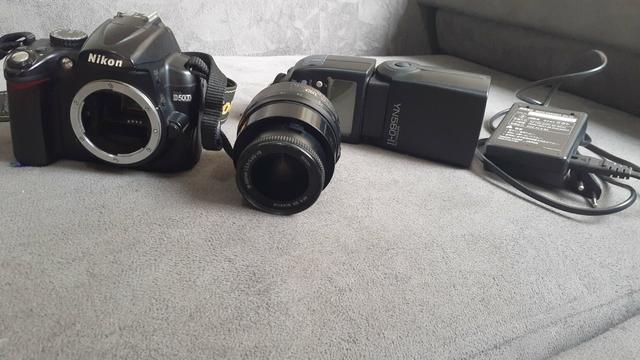 Vendo ou troco Nikon D5000