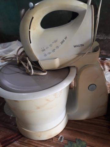 Batedeira e uma cafeteira - Foto 2