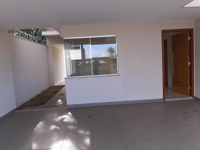 Linda Casa Jardim Seminário Toda de Led - Foto 6