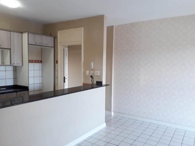 ALUGO R$ 1.900, Cond. Maron, com modulados, climatizado e telado - Parque 10 - Foto 10