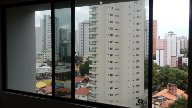 Sala próximo da CERT com 30 m2 02 divisórias 8º andar - Foto 13