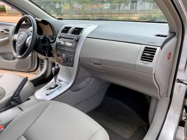 Toyota Corolla 2012 XEI automático ( Vendo à vista ou financiado ) Ac.troca - Foto 13