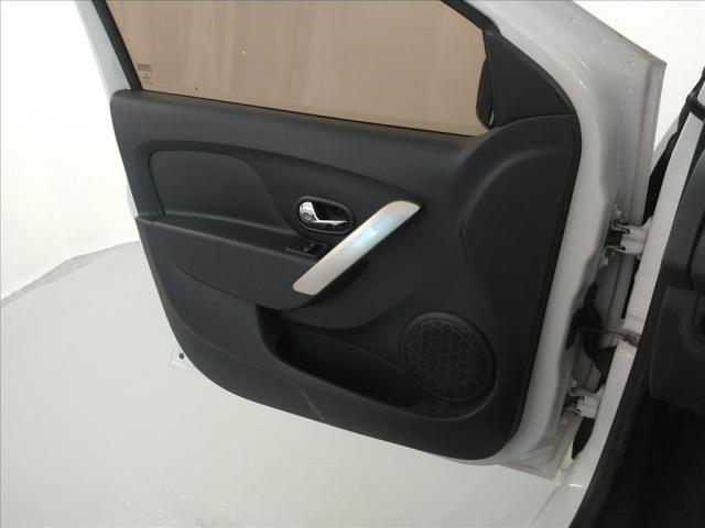 RENAULT SANDERO 1.6 DYNAMIQUE 8V FLEX 4P MANUAL - Foto 15