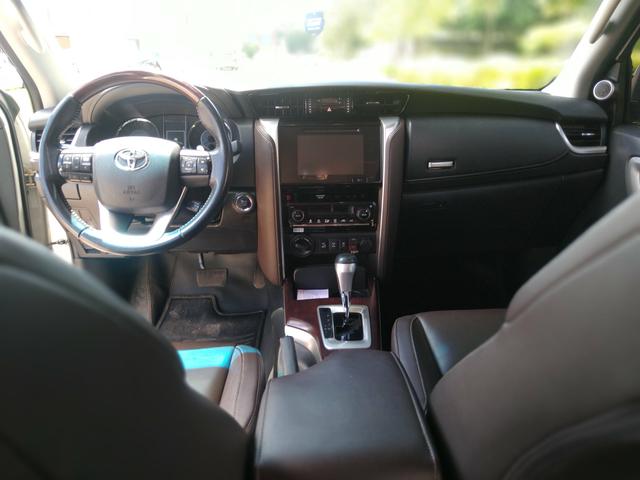 Hilux SW4 SRX 4x4 Diesel Aut - Foto 9