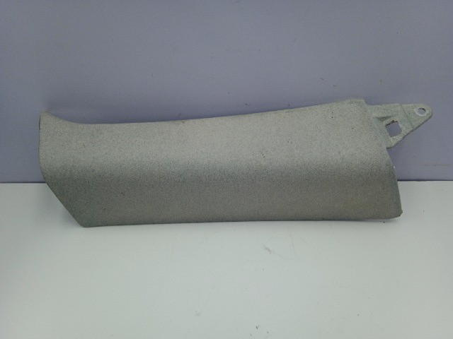587 Moldura Coluna Traseira Esquerda Teto Fiat Stilo 2002 a 2011