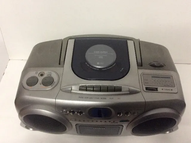 radio toca cd aiwa antigo