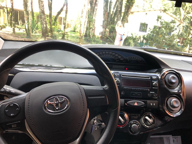 Toyota Etios 1.5 XS - Foto 6