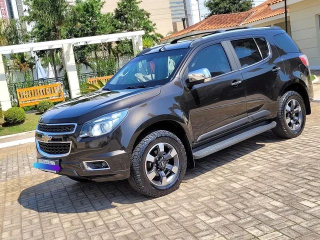 Chevrolet Trailblazer LTZ 2015 - Diesel - 7 Lugares - O SUV Com o Melhor  Custo Benefício do Brasil 