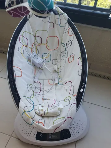 Aluguel cadeira de balanço infantil mamaroo 4.0 classic black